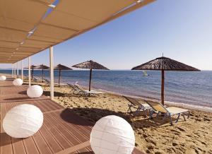 Gerakina Beach